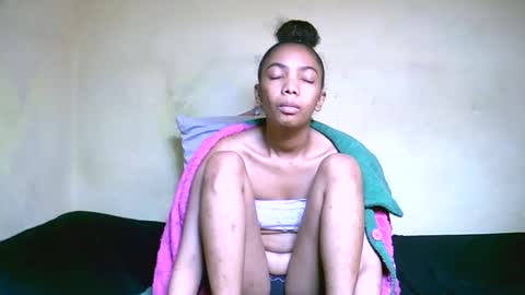 Snapshot of lutchia chatting on September 2025 11:54:01 PM lutchia online show from September 2025 11:54:01 PM