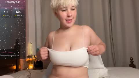 Sofa online show from March 2026 06:42:02 PM