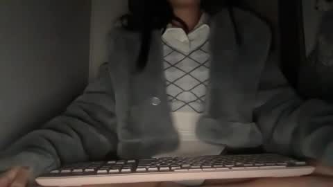 Luviee online show from January 2026 05:55:01 AM