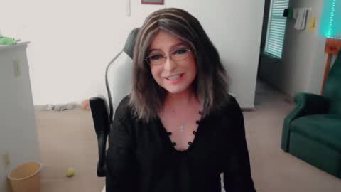 Britney online show from November 2025 06:30:02 PM