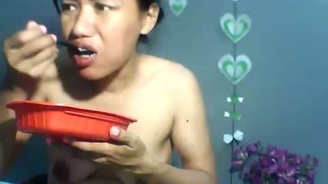 Bee Bee online show from February 2026 04:09:01 AM