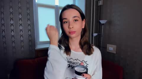 Eliza online show from November 2025 11:54:01 AM