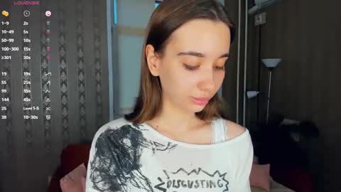 Eliza online show from November 2025 11:43:02 AM