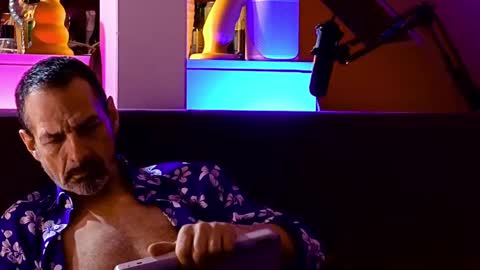 Im a   -  CAMGUY YOU  LIKE to FUCK online show from December 2024 11:31:02 PM