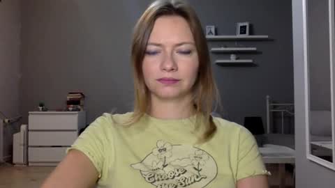 Millie online show from September 2025 08:56:01 PM