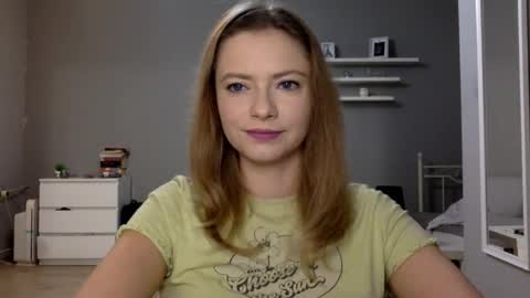 Millie online show from October 2025 09:12:02 PM