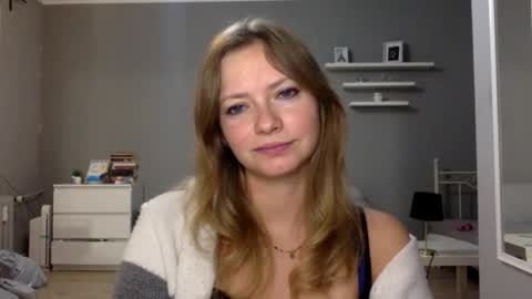 Millie online show from December 2025 10:16:01 PM