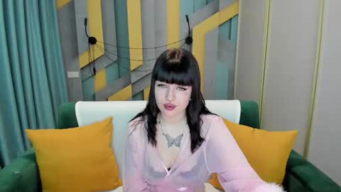 LuxSiren online show from March 2026 09:07:01 PM