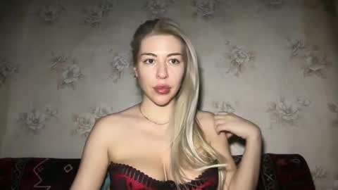 LuxSonyaStar online show from February 2026 01:15:01 PM