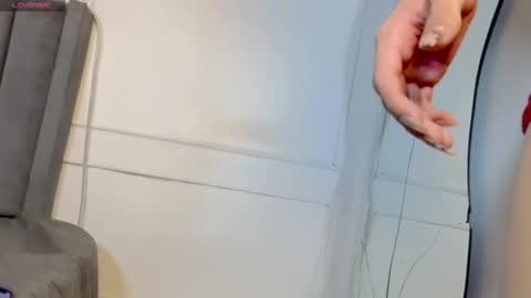 Tommy and Polly online show from November 2025 08:18:01 PM