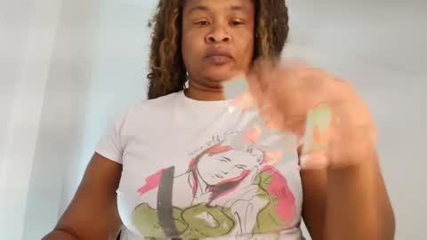 Snapshot of luxy_benet chatting on March 2026 07:06:02 PM Big Benet online show from March 2026 07:06:02 PM