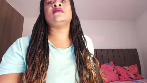 Snapshot of luxy_benet chatting on April 2026 10:10:02 AM Big Benet online show from April 2026 10:10:02 AM