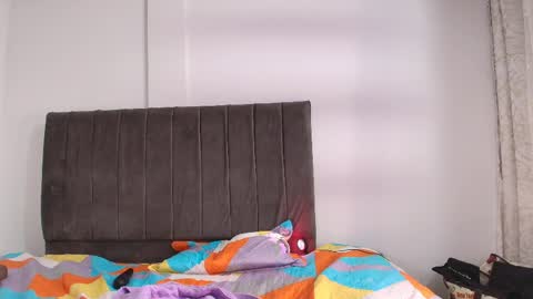 Snapshot of luxy_benet chatting on May 2026 08:20:01 AM Big Benet online show from May 2026 08:20:01 AM