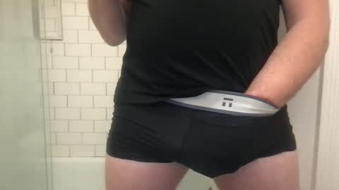 lvguynextdoor440656 online show from October 2025 09:52:01 PM