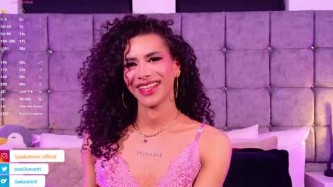 Snapshot of lyadumont chatting on April 2026 07:57:02 AM LYA online show from April 2026 07:57:02 AM