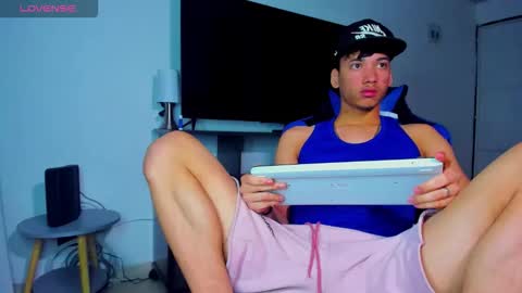 Lyam online show from April 2026 07:01:01 AM