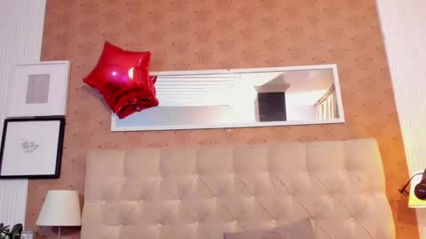 Lyan online show from February 2026 02:54:01 AM