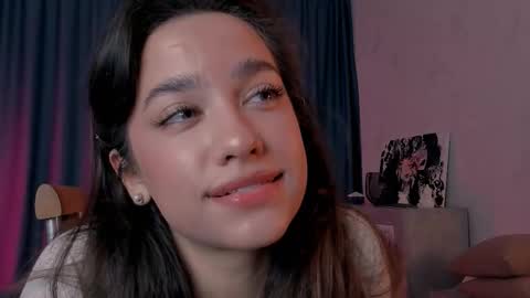 Snapshot of lyanna_tale chatting on October 2025 08:31:01 PM Lyanna online show from October 2025 08:31:01 PM