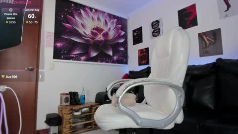  Lycoris  online show from October 2025 09:37:01 PM