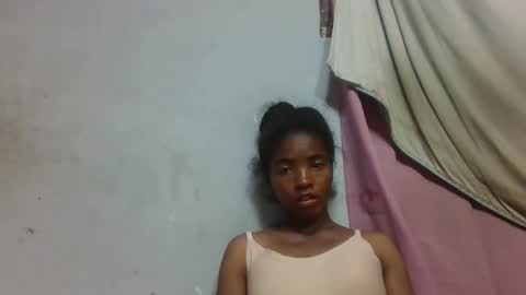 lydie856696 online show from April 2026 05:12:02 PM