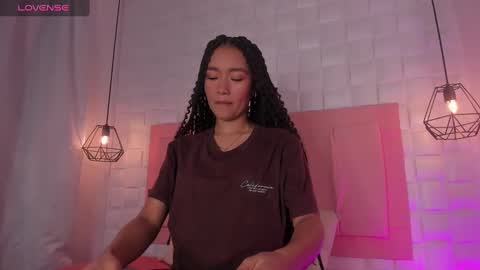 Lyhana Lee online show from January 2025 12:26:02 PM