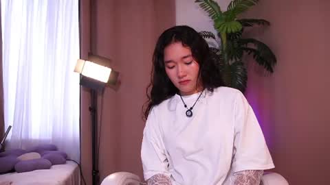Snapshot of lyhana_lee chatting on July 2026 03:51:01 PM Lyhana Lee online show from July 2026 03:51:01 PM