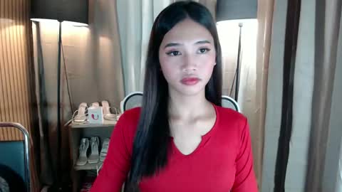 Snapshot of lykaloops chatting on April 2026 10:30:01 AM LYKA LOOPS online show from April 2026 10:30:01 AM