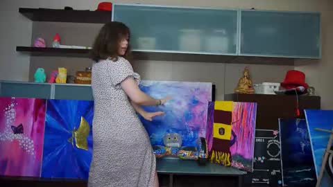 hi im Lyle online show from February 2025 03:34:02 AM