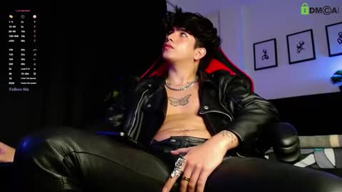 Lyle Bennett Freelance Model online show from February 2026 10:22:01 PM