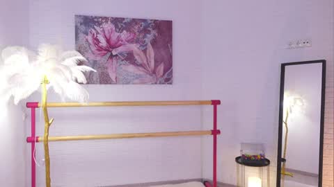 Lyly   online show from January 2025 09:55:01 AM