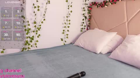 Lyly   online show from October 2025 05:48:01 AM