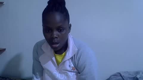 lyn_anna online show from May 2026 11:01:04 PM