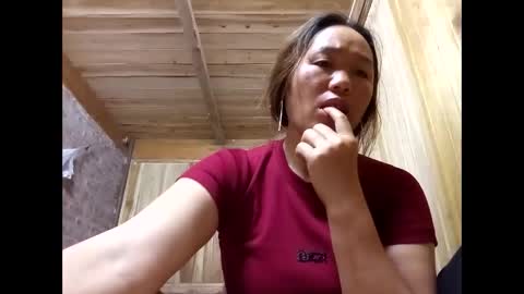lyn_eva online show from May 2026 10:17:02 PM