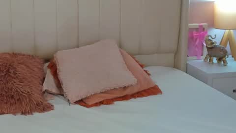 Lyn online show from October 2025 11:06:01 AM