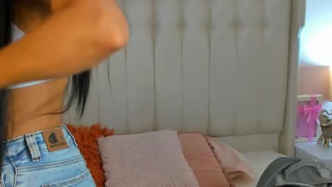 Lyn online show from October 2025 11:08:02 AM