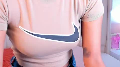 Lyn online show from November 2025 11:12:02 AM