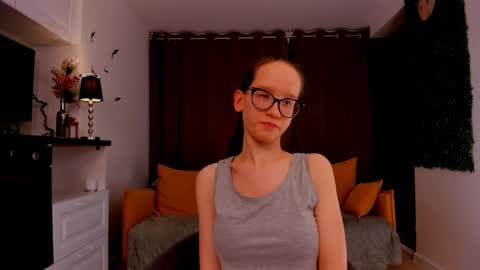 Sara online show from February 2025 10:58:01 PM