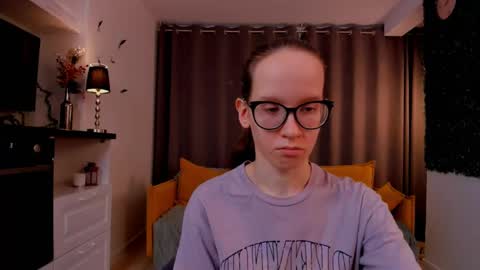 Sara online show from February 2025 01:44:02 AM