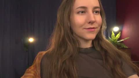 Lynn online show from March 2026 02:05:02 AM