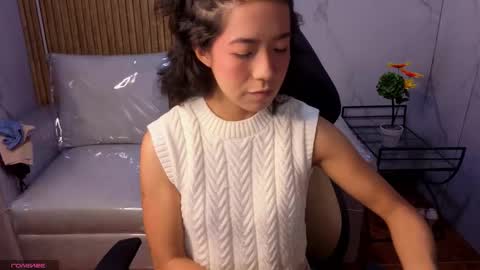 lynn_turner_ online show from February 2026 01:06:02 PM