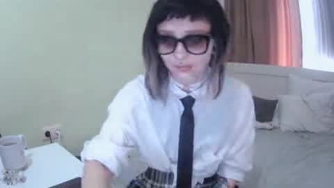 Snapshot of lynncottingham chatting on September 2025 10:17:01 AM Kira online show from September 2025 10:17:01 AM