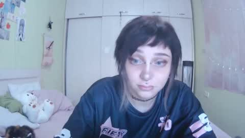 Snapshot of lynncottingham chatting on October 2025 10:01:01 AM Kira online show from October 2025 10:01:01 AM