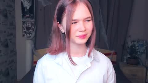 Cozy Lynns room online show from November 2025 08:19:01 AM