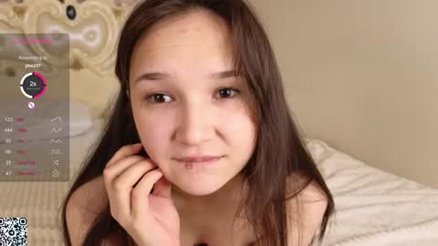 Lola online show from January 2025 09:37:01 PM