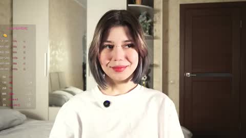 Lola online show from February 2025 07:44:02 AM