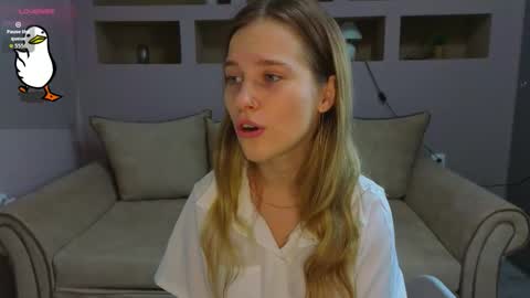 Lynn online show from November 2025 03:13:02 PM