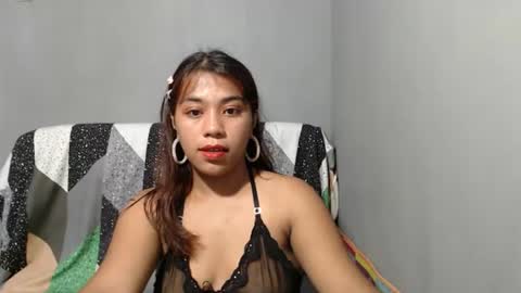 Snapshot of lynskaye2005 chatting on June 2026 07:27:02 AM Lyn online show from June 2026 07:27:02 AM