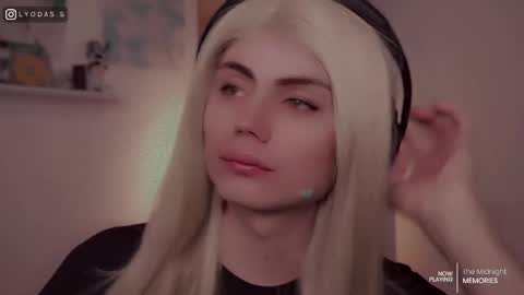 Lyodass online show from March 2026 12:48:02 AM