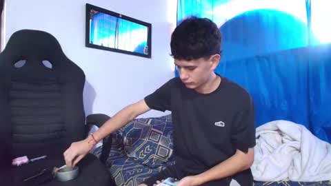 lyon_wiliamss online show from January 2026 11:58:02 AM