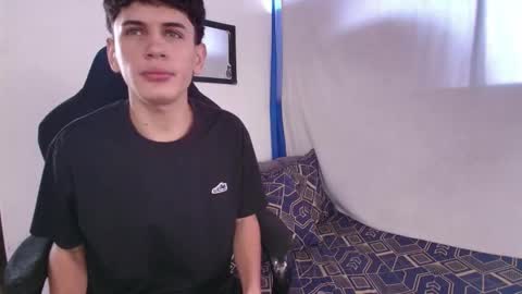 lyon_wiliamss online show from January 2026 03:58:01 PM